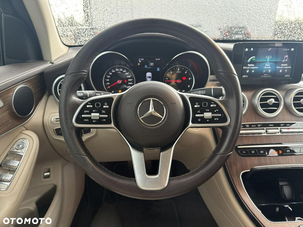 Mercedes-Benz GLC - 27