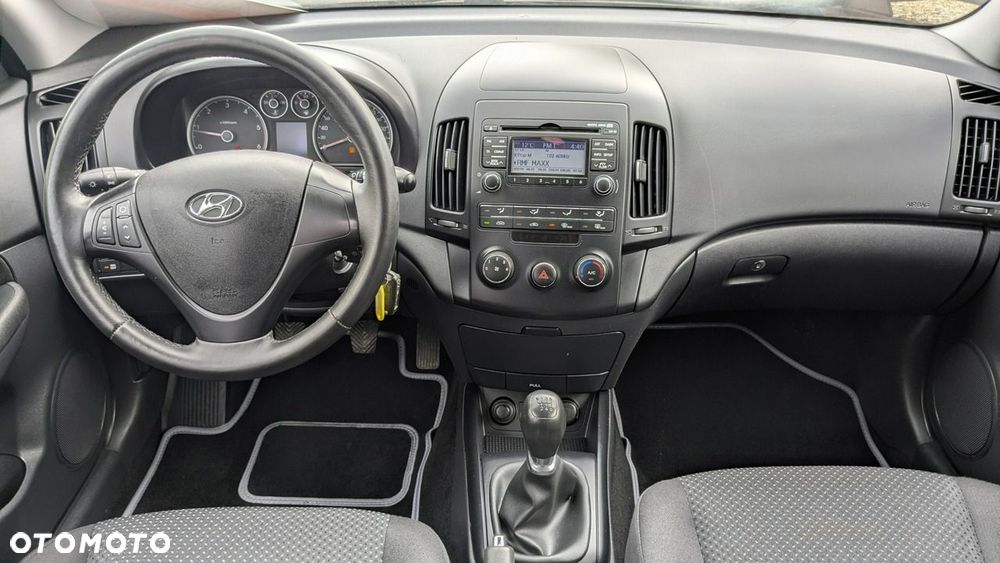 Hyundai i30 1.6 CRDi Base - 25