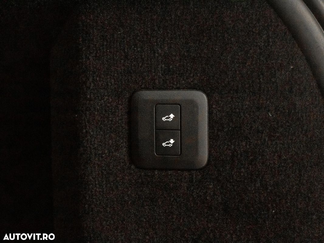 Land Rover Range Rover Sport - 8