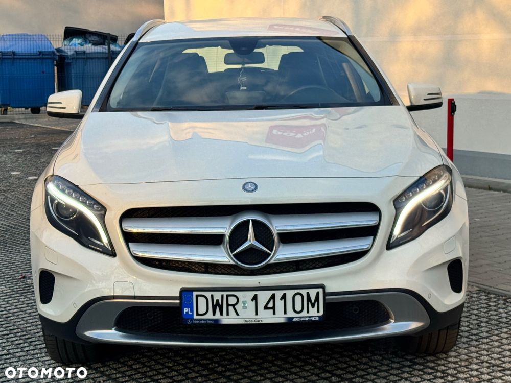 Mercedes-Benz GLA 200 7G-DCT - 18