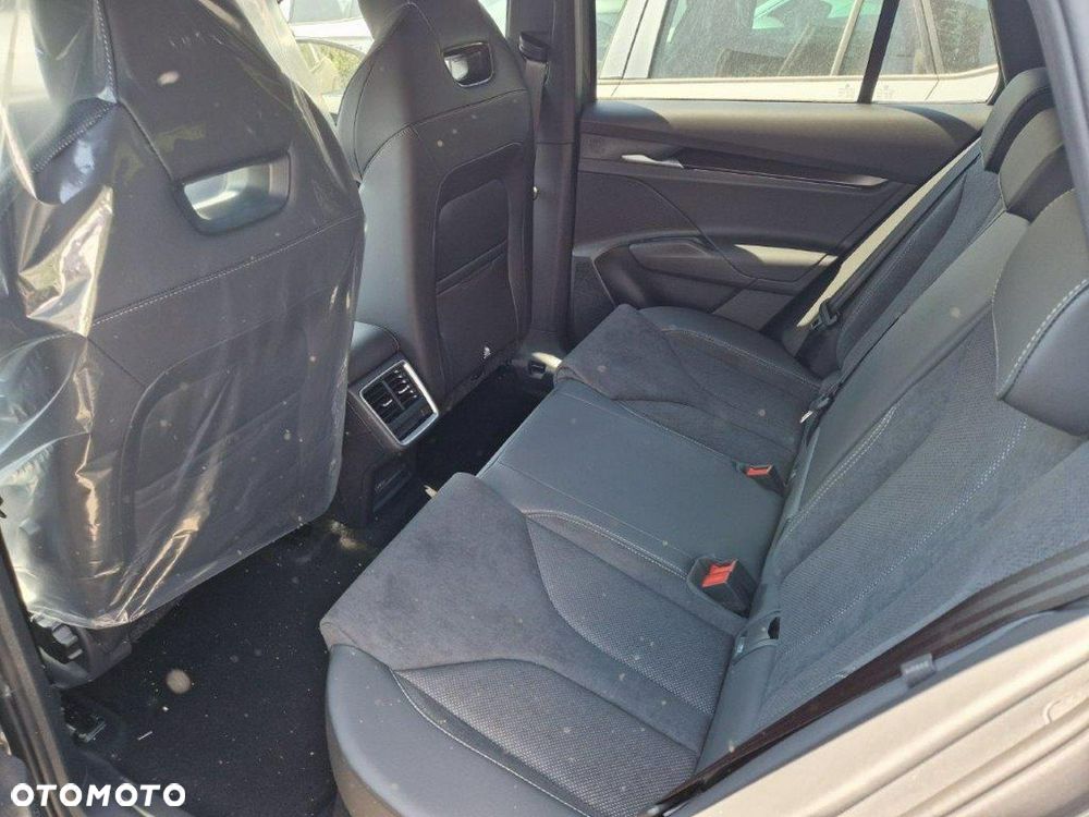 Skoda Elroq 60 63kWh Sportline - 6