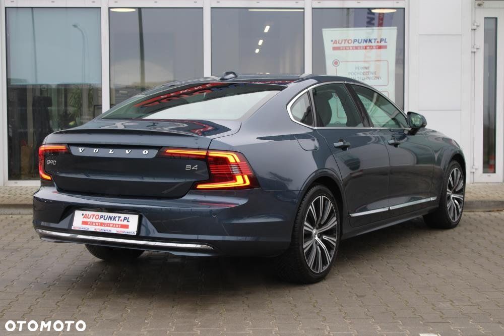 Volvo S90 - 4