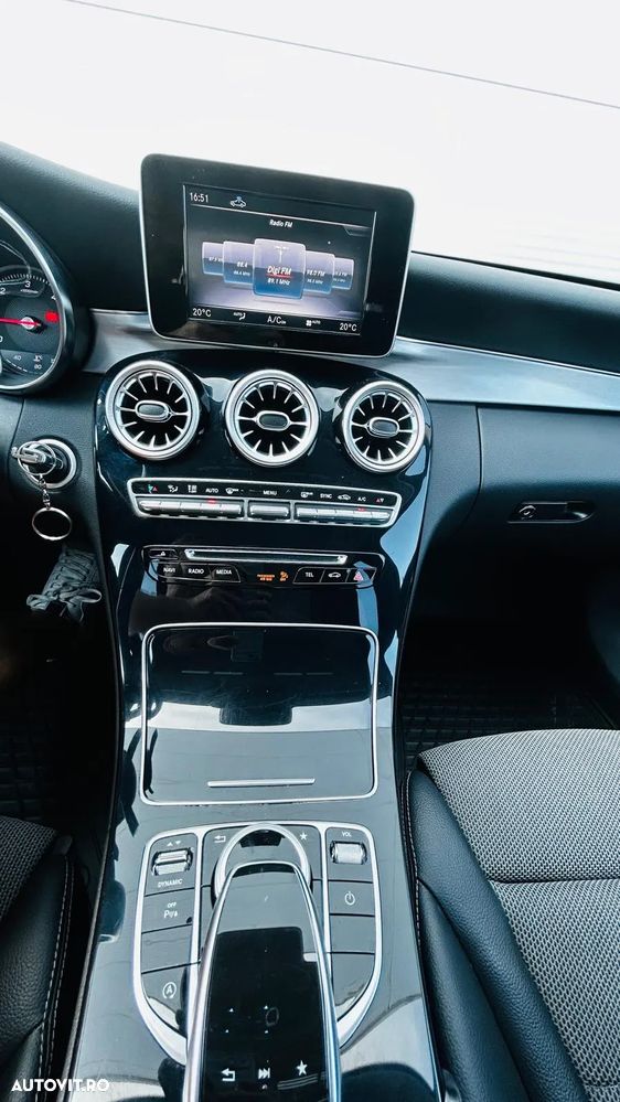 Mercedes-Benz C 220 d 4Matic 9G-TRONIC - 8