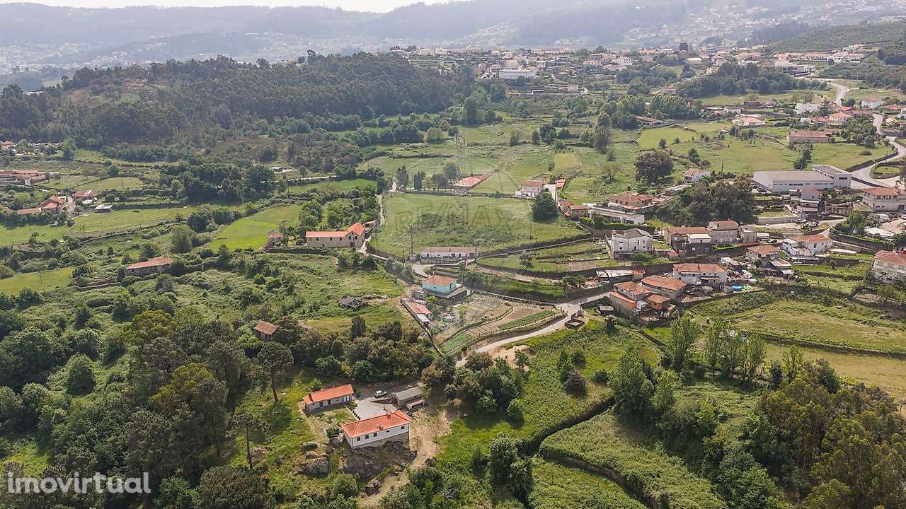 Moradia T2 para venda - Grande imagem: 2/19