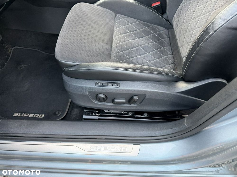 Skoda Superb - 35