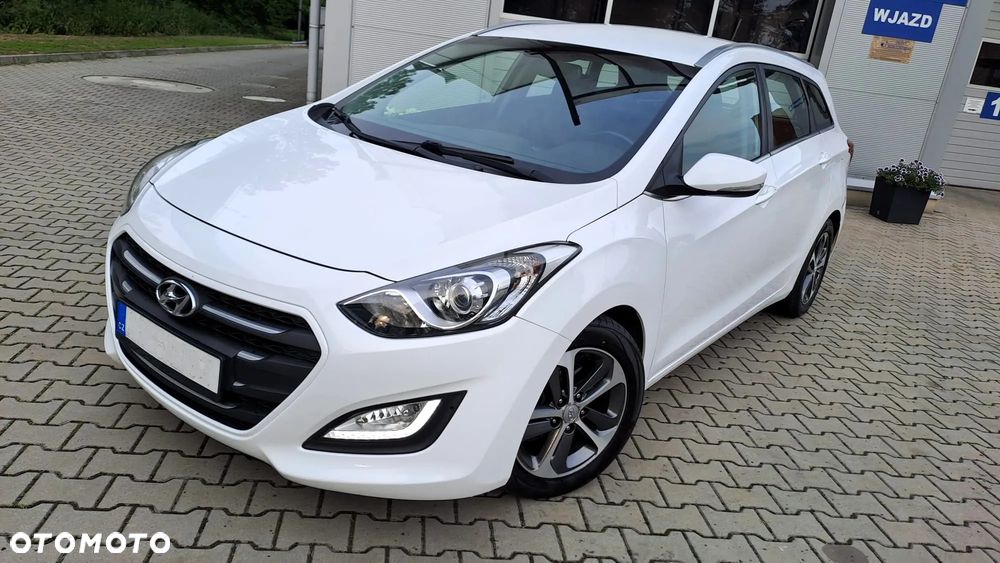 Hyundai i30 1.6 GDI Premium - 19