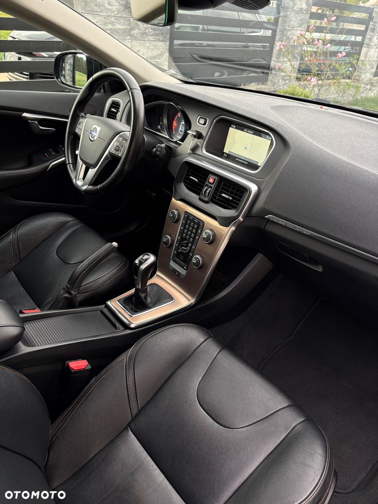 Volvo V40 Cross Country D3 Summum - 17