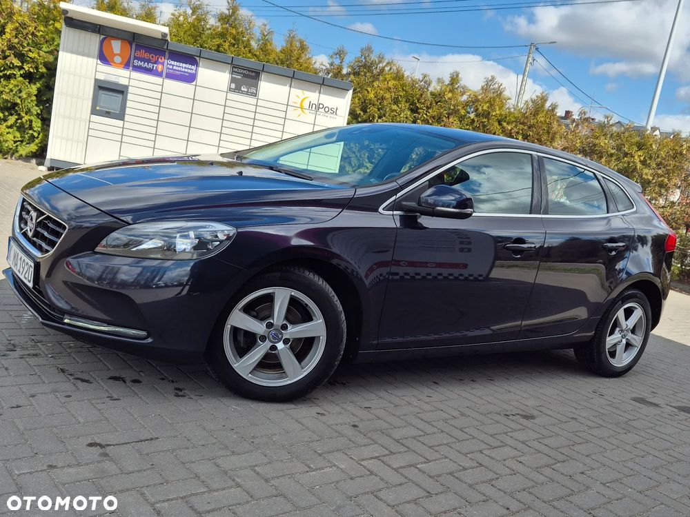 Volvo V40 D2 Momentum - 4