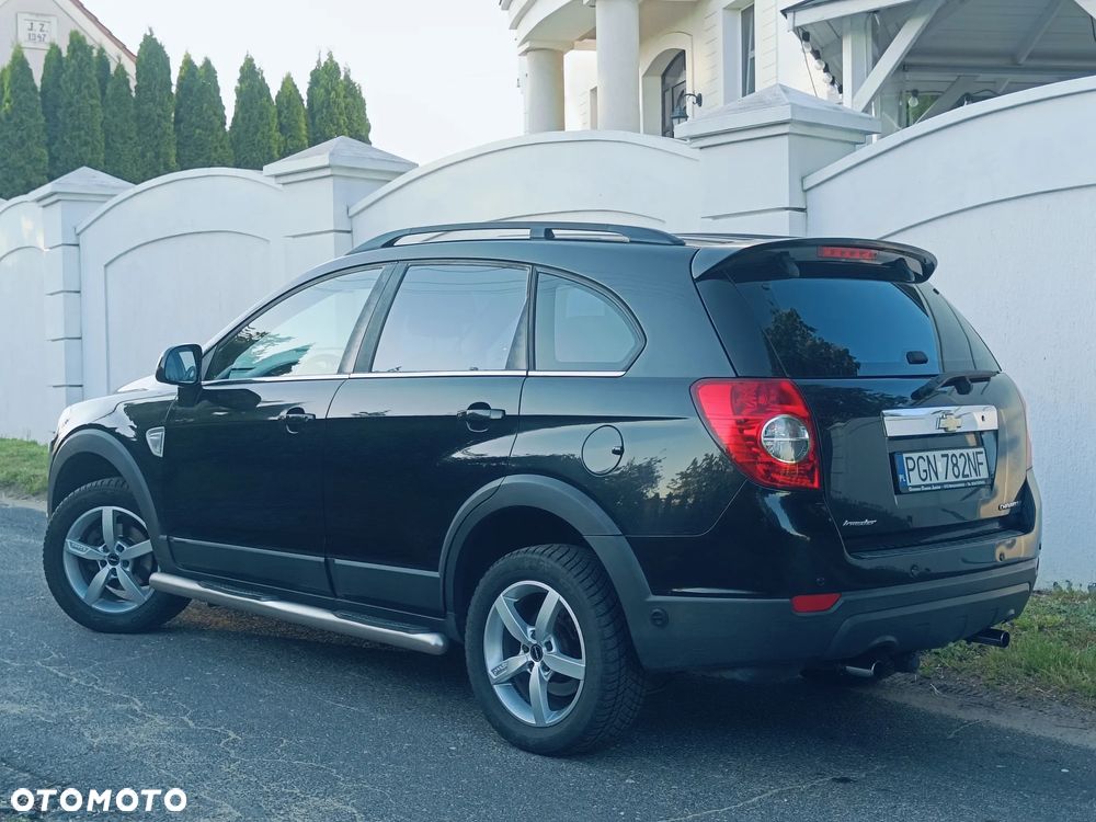 Chevrolet Captiva 2.4 4WD 7 Sitzer LT - 3