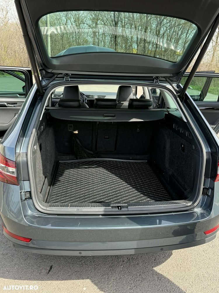 Skoda Superb 2.0 TDI DSG L&K - 13