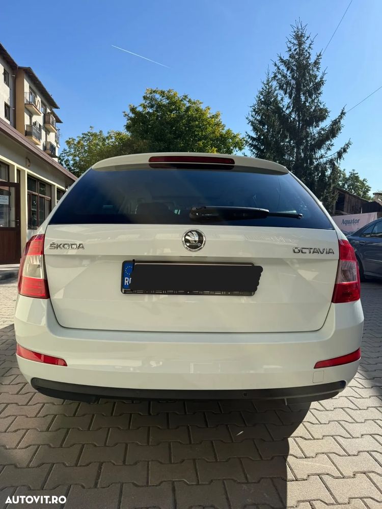 Skoda Octavia - 2