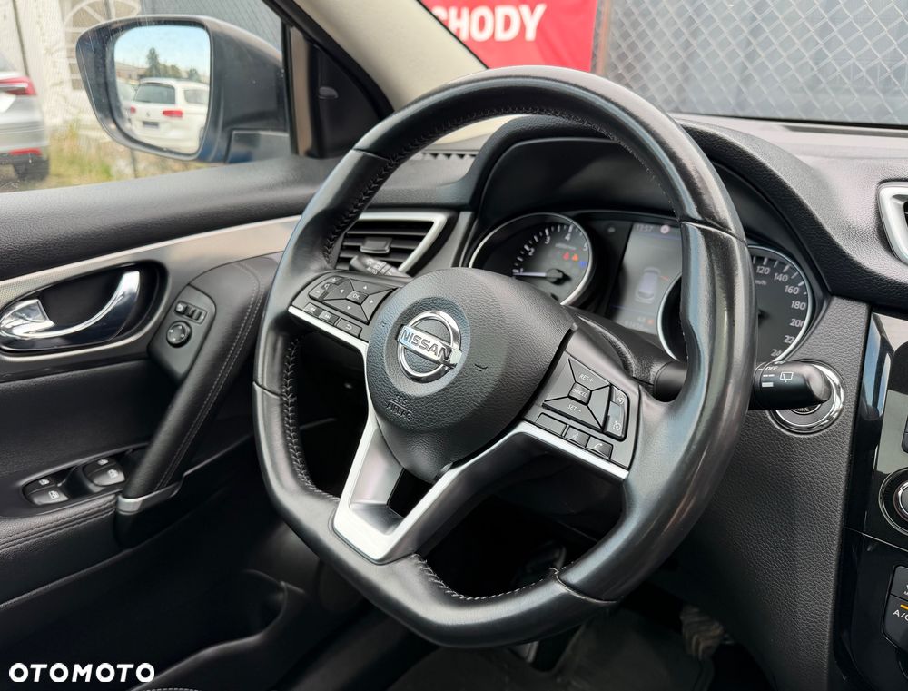 Nissan Qashqai 1.3 DIG-T Tekna+ - 22