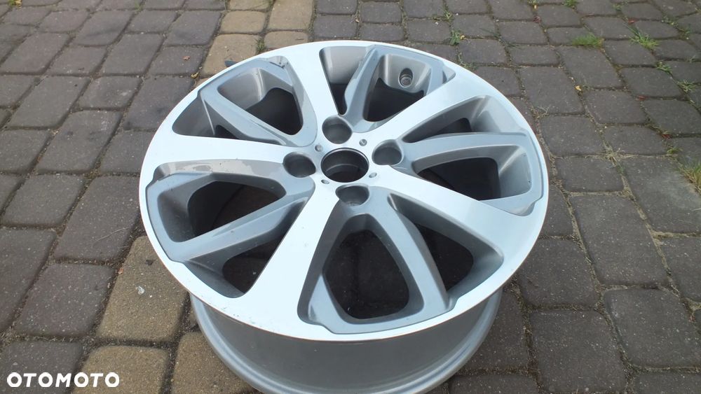 Felga aluminiowa 17 9673773777  Peugeot 208 - 2