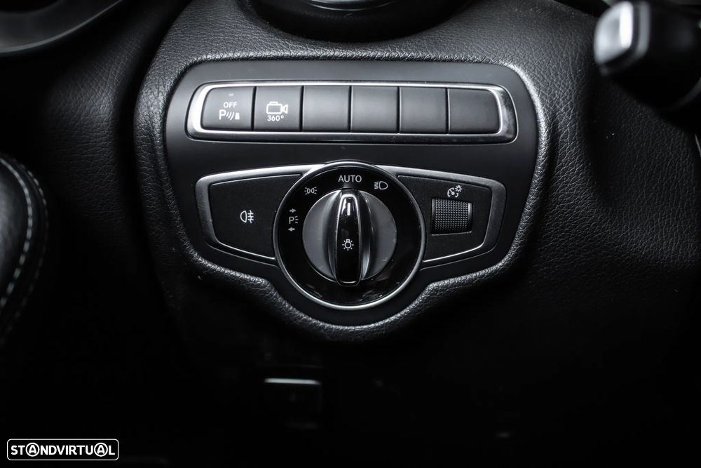 Mercedes-Benz GLC 250 d 4Matic 9G-TRONIC AMG Line - 20