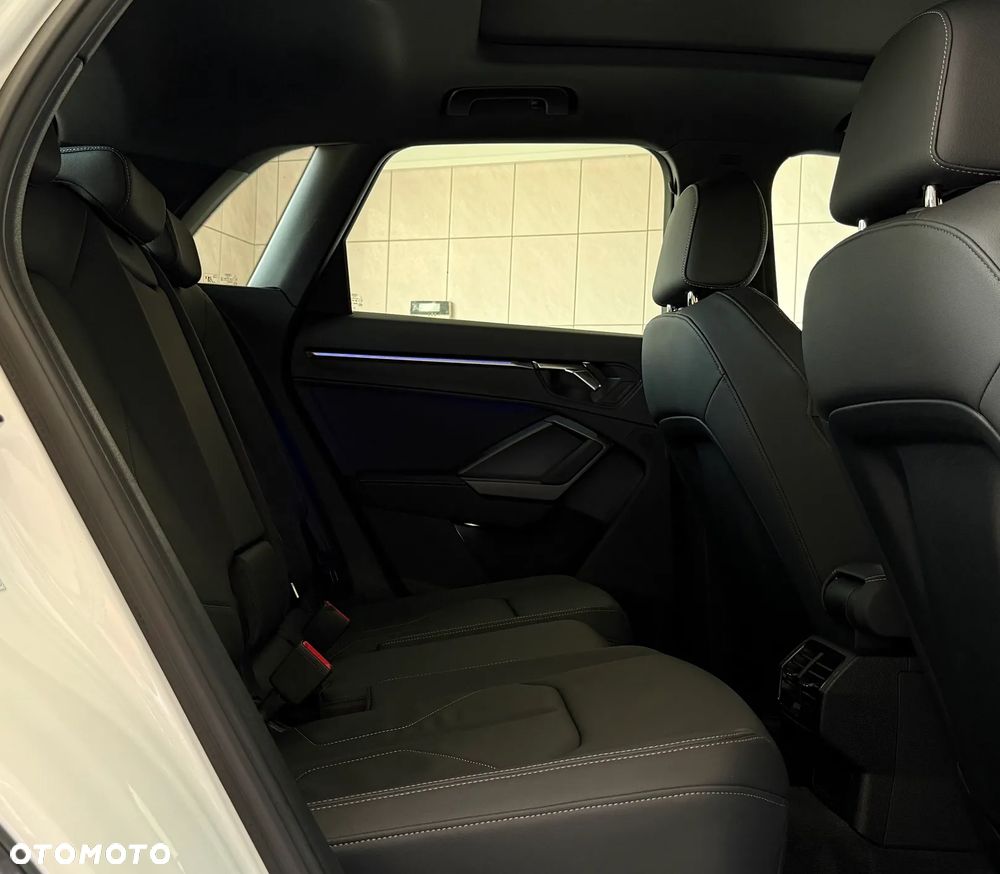 Audi Q3 40 TFSI Quattro S-Line S tronic - 14