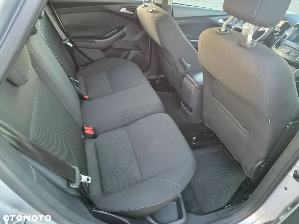 Ford Focus 1.5 TDCi DPF Start-Stopp-System Business - 8