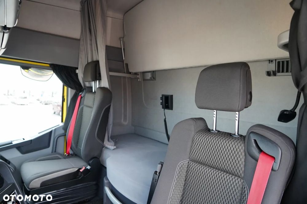 Renault T 440 / 13 LITROWY / RETARDER / KLIMA POSTOJOWA  /  ALUFELGI / SPROWADZONY / PO KONTRAKCIE SERWISOWYM - 24