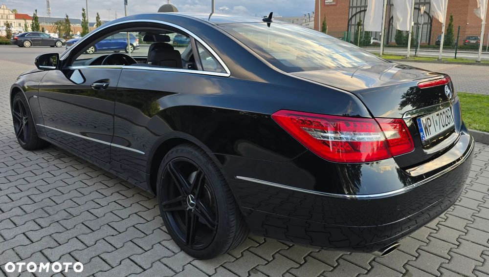 Mercedes-Benz Klasa E 350 7G-TRONIC - 23