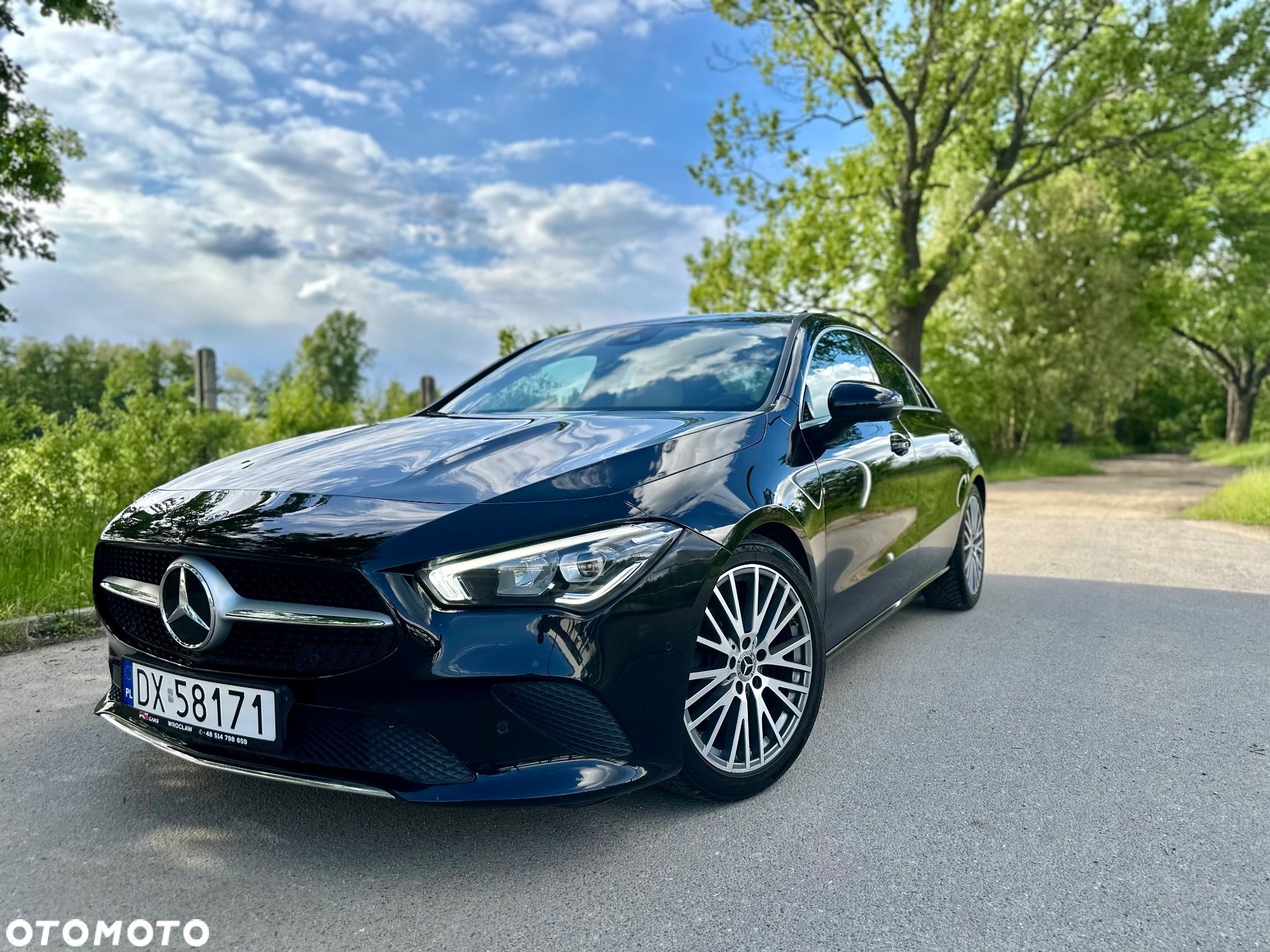 Mercedes-Benz CLA 180 Progressive 7G-DCT - 1