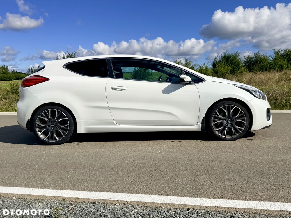Kia Ceed 1.6 T-GDI GT L - 7