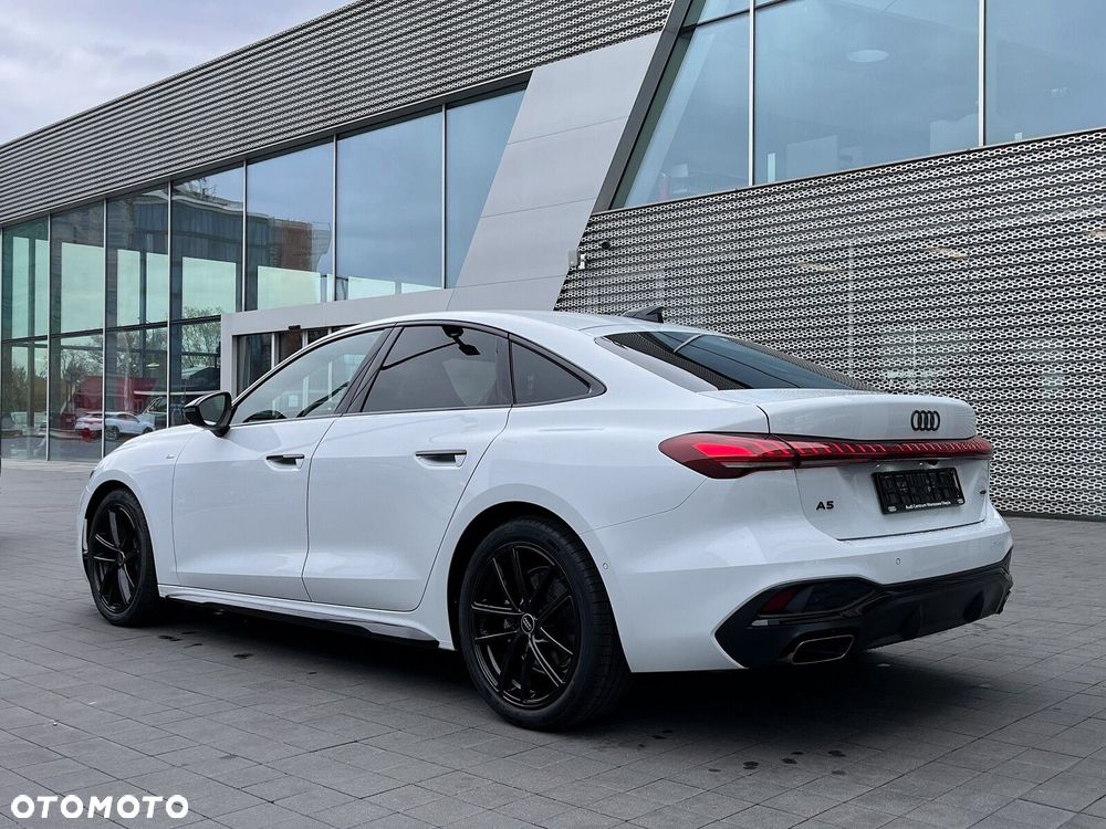 Audi A5 Limousine - 11