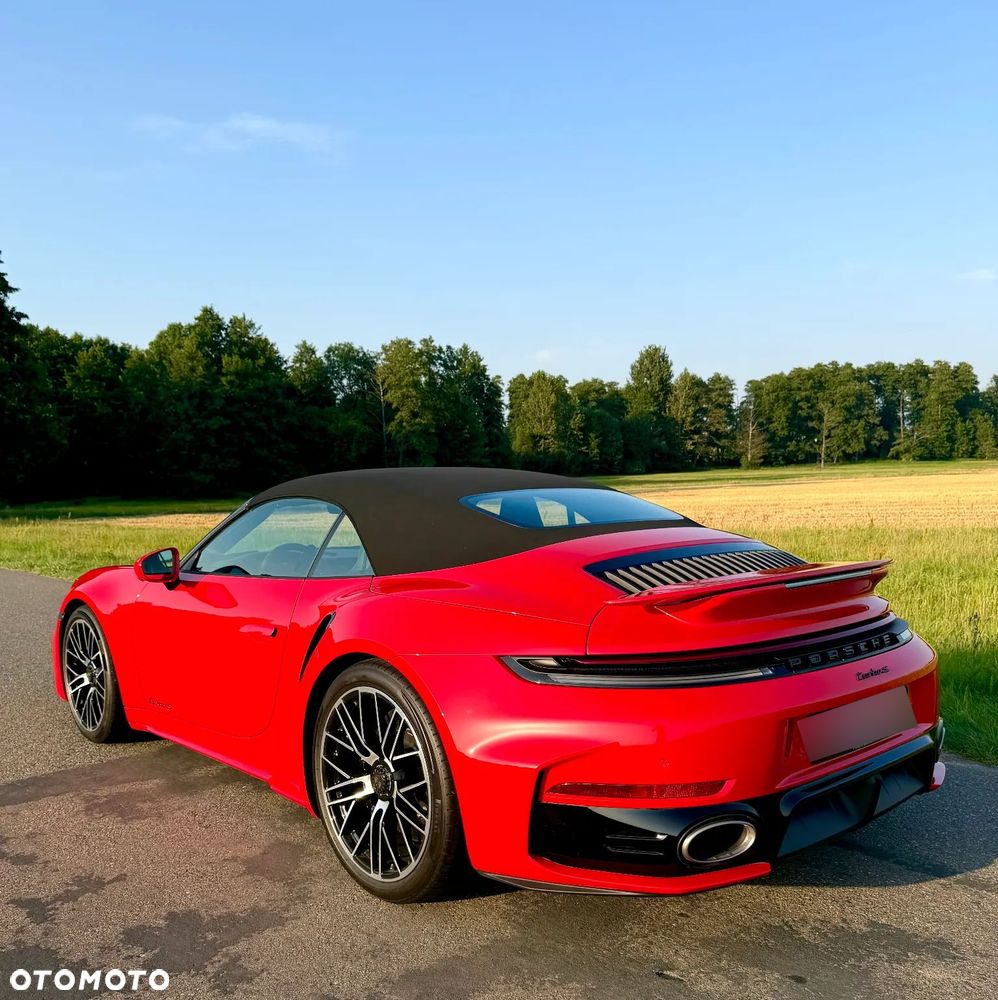 Porsche 911 Turbo S - 15