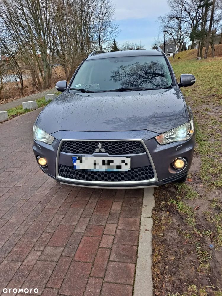 Mitsubishi Outlander - 15