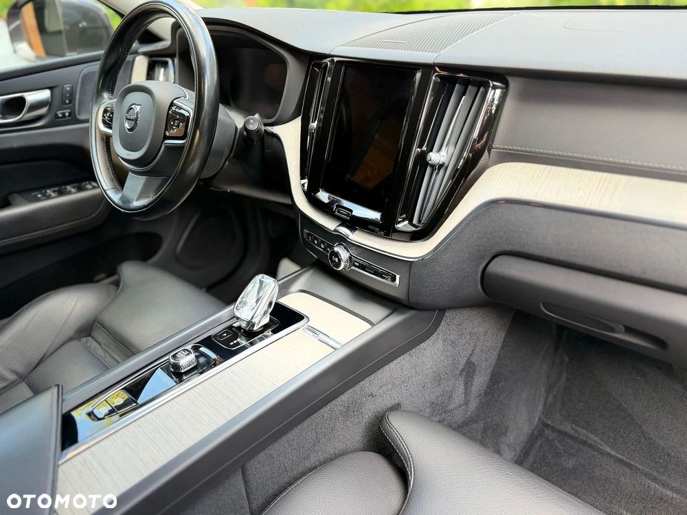 Volvo XC 60 B5 B AWD Inscription - 2
