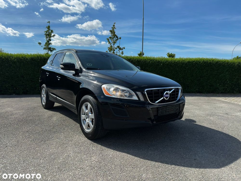 Volvo XC 60 D3 Momentum - 3