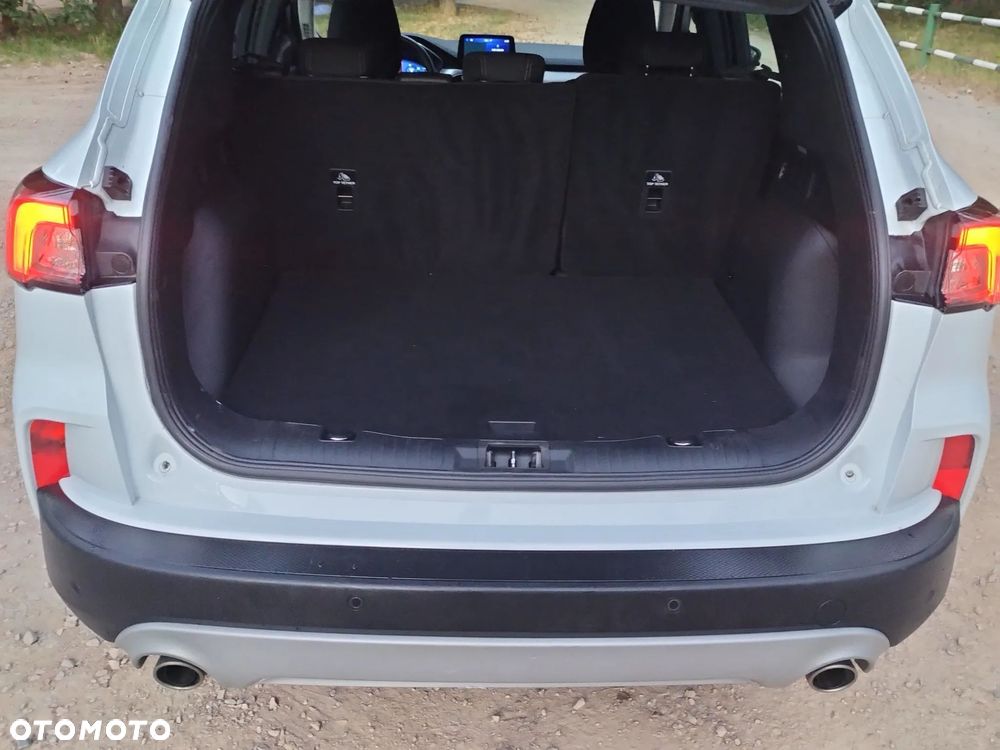 Ford Kuga - 4