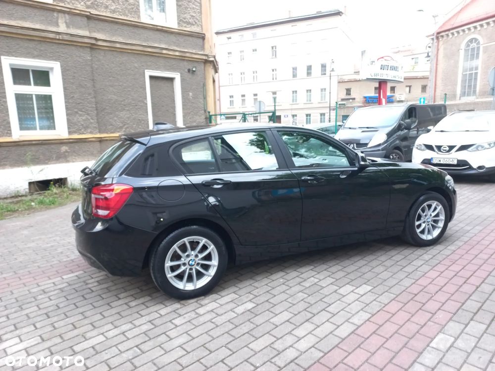 BMW Seria 1 118i - 14