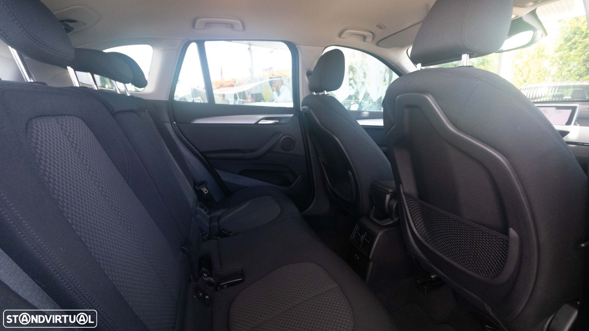 BMW X1 16 d sDrive Corporate Edition Auto - 10