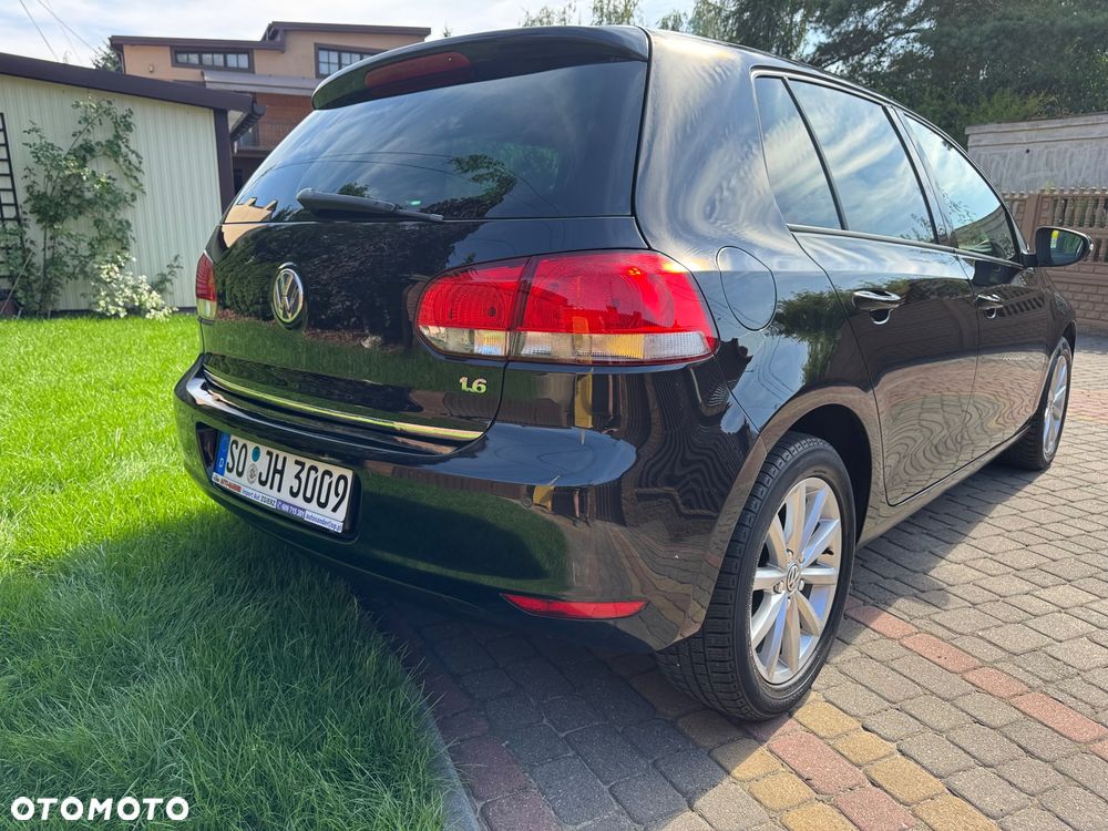 Volkswagen Golf 1.6 Team - 10