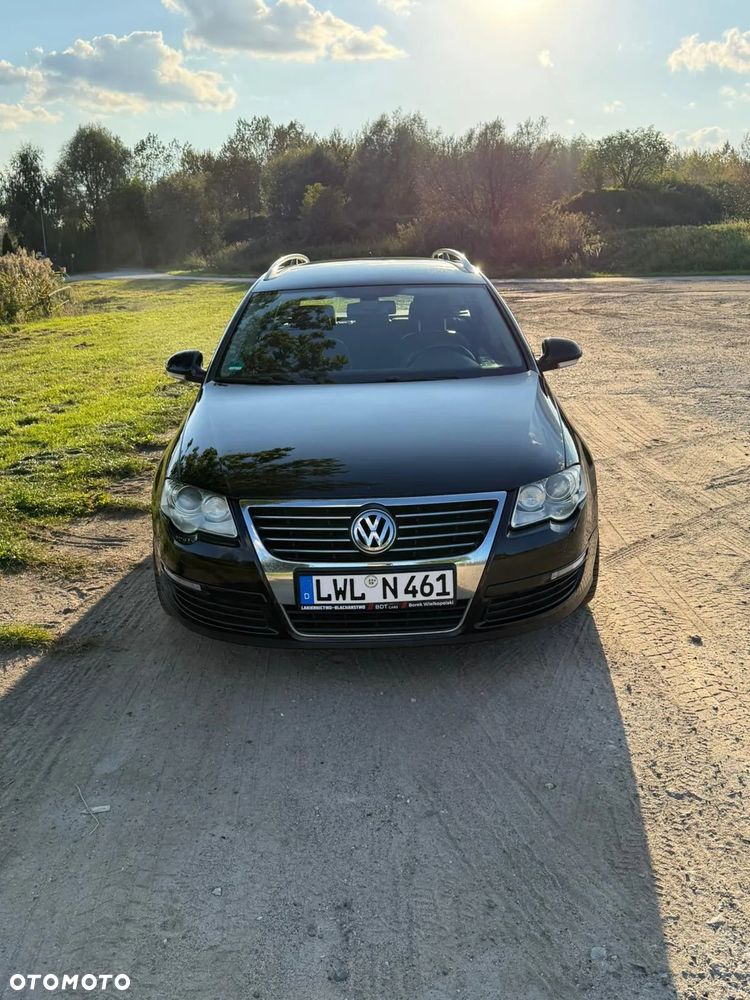 Volkswagen Passat 2.0 TDI DPF Highline - 8