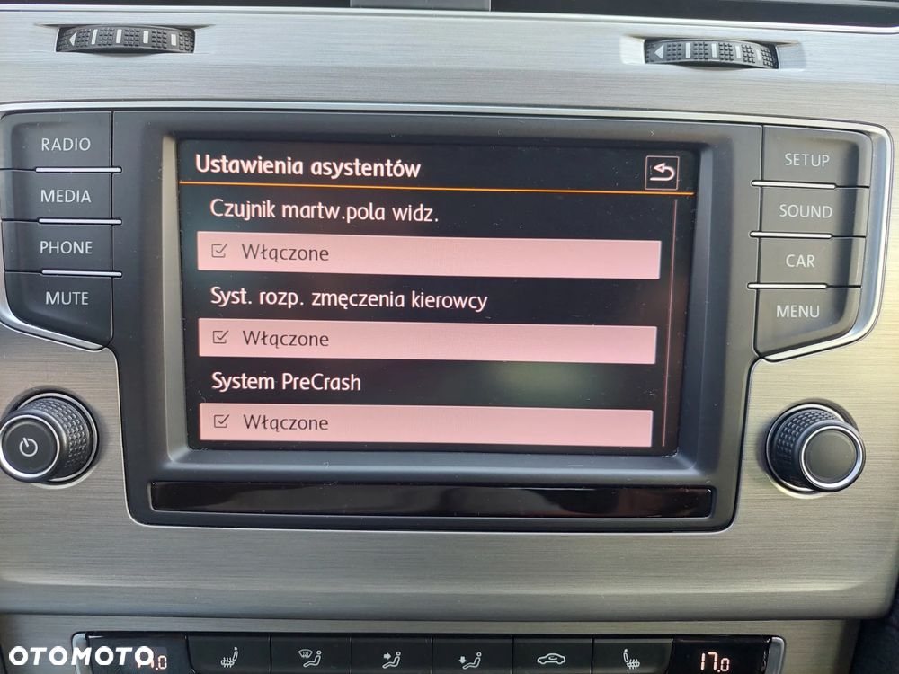 Volkswagen Golf Variant 1.6 TDI BMT Comfortline - 18