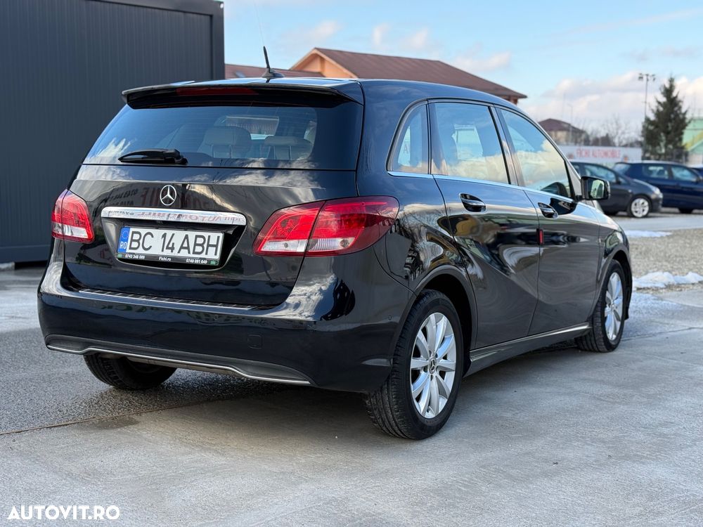 Mercedes-Benz B 180 - 3