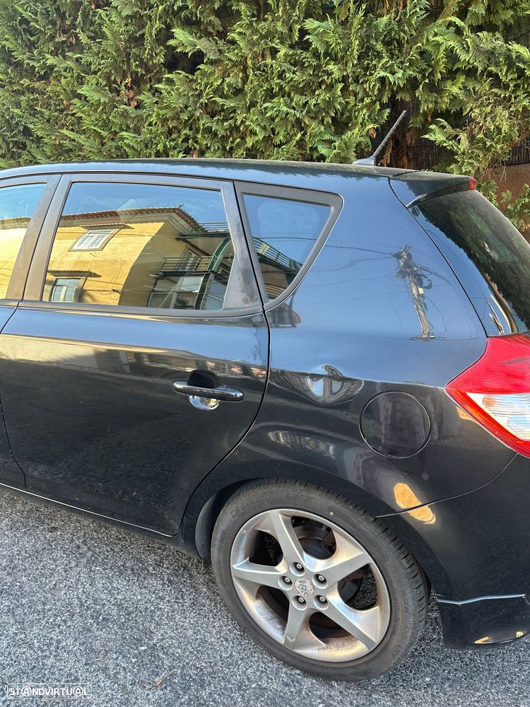Kia Ceed 1.6 CRDi - 3