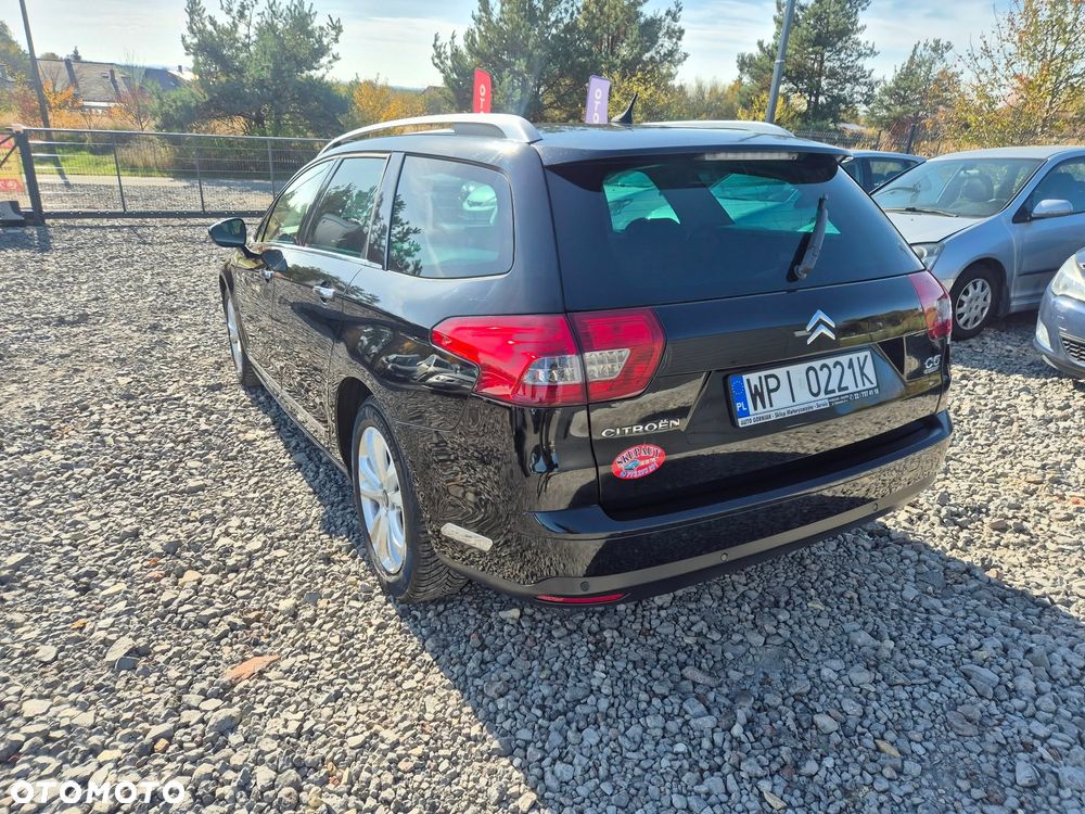 Citroen C5 2012 photo 2