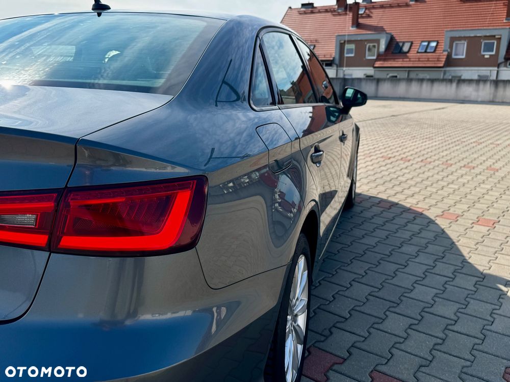 Audi A3 Limousine 1.6 TDI S tronic - 5