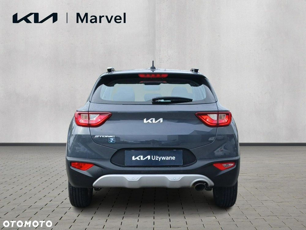 Kia Stonic - 4