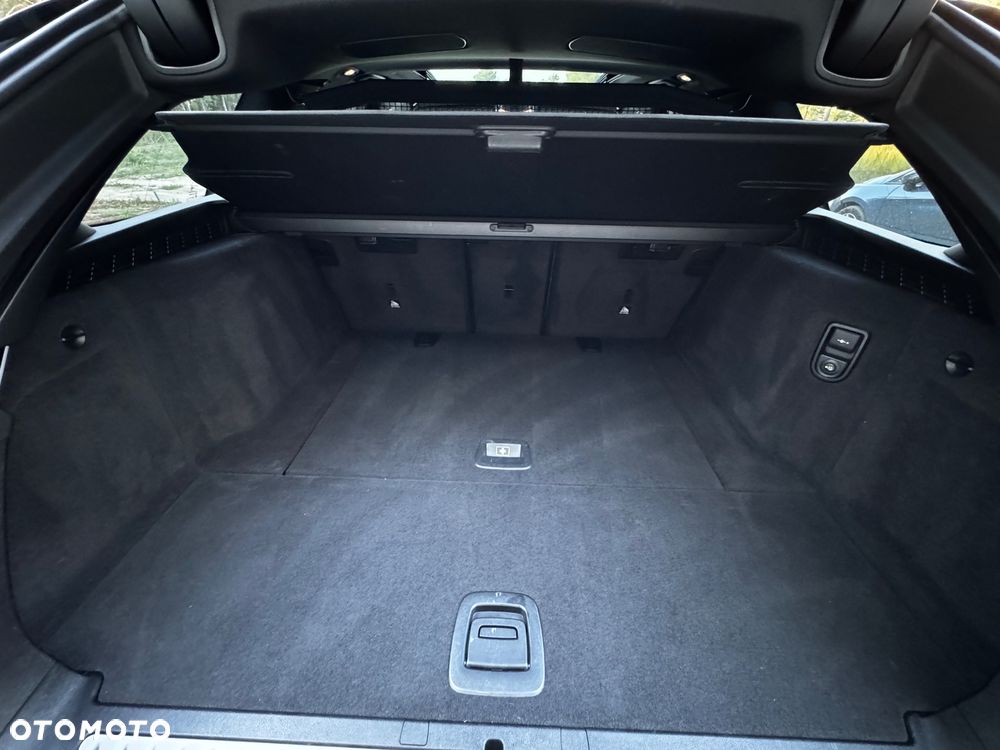 BMW Seria 5 520d M Sport Edition - 24