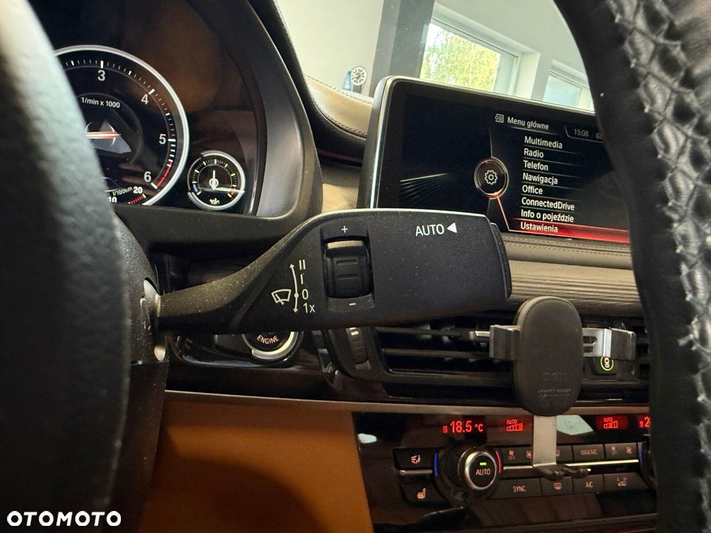 BMW X6 - 36