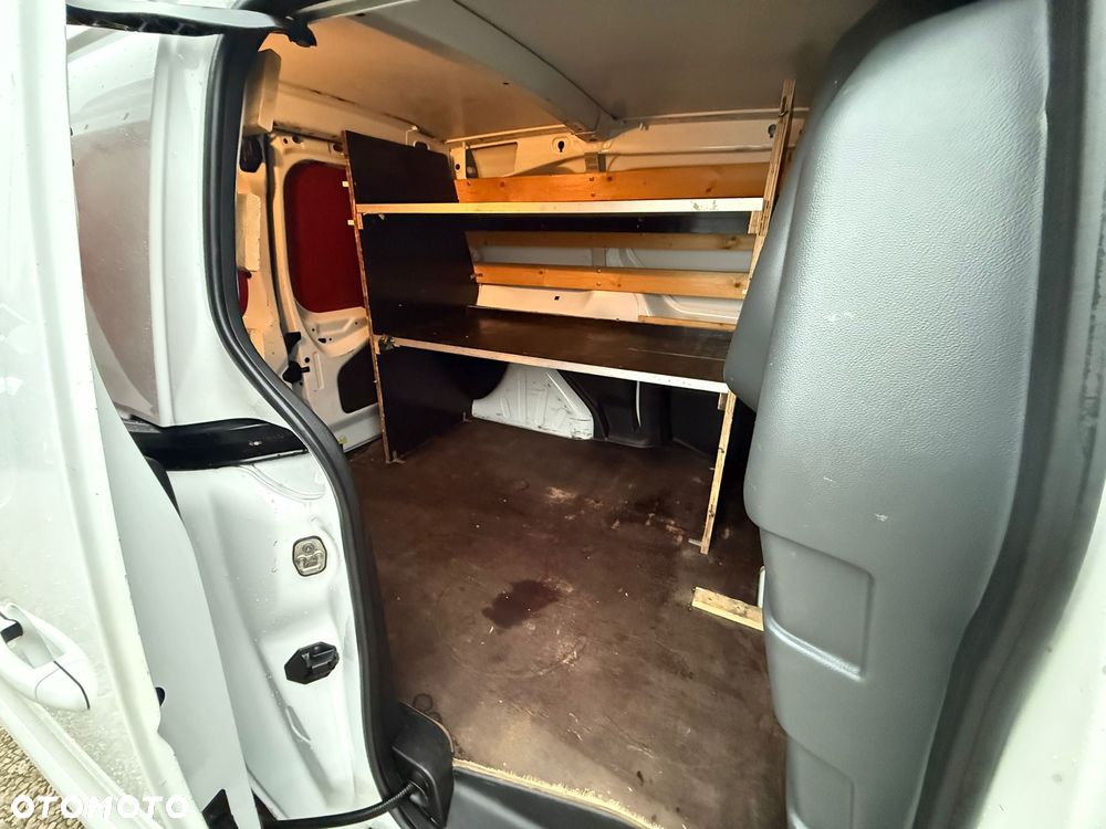 Peugeot Partner - 24