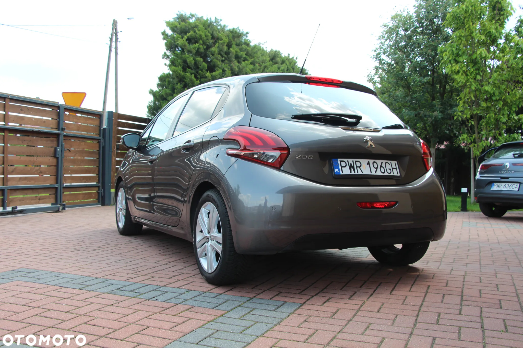 Peugeot 208 1.2 PureTech Style - 9
