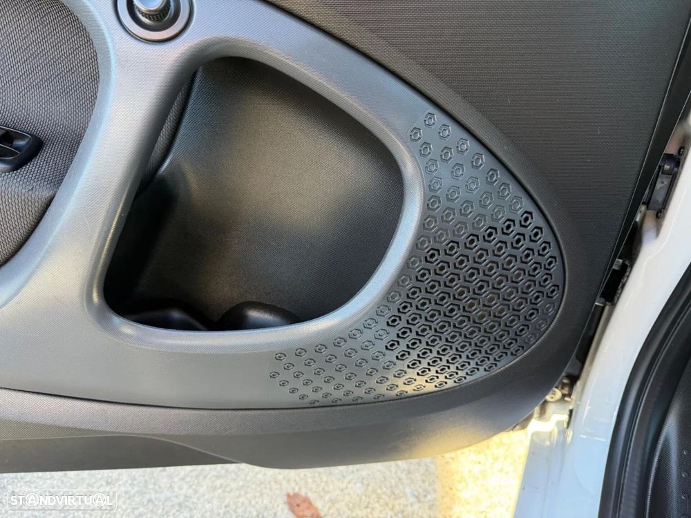 Smart ForTwo Coupé 1.0 Passion 71 Aut. - 32