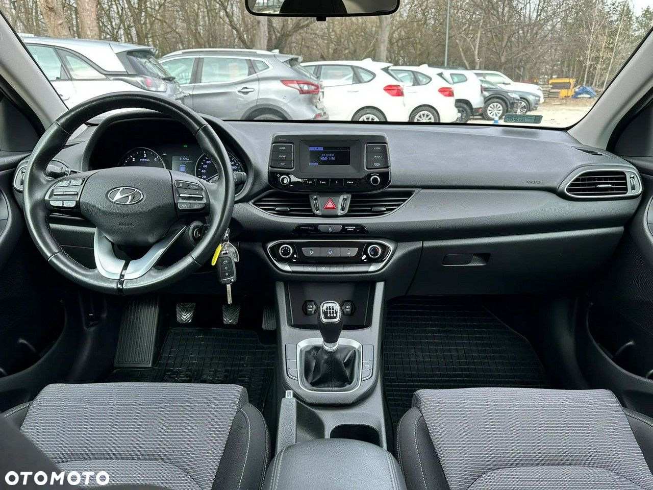 Hyundai i30 1.6 D Classic + - 15