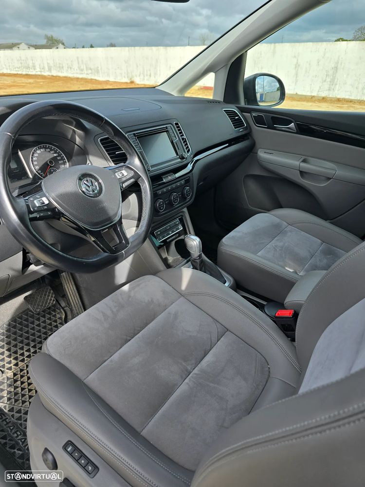 VW Sharan 2.0 TDI Blue Highline DSG - 8