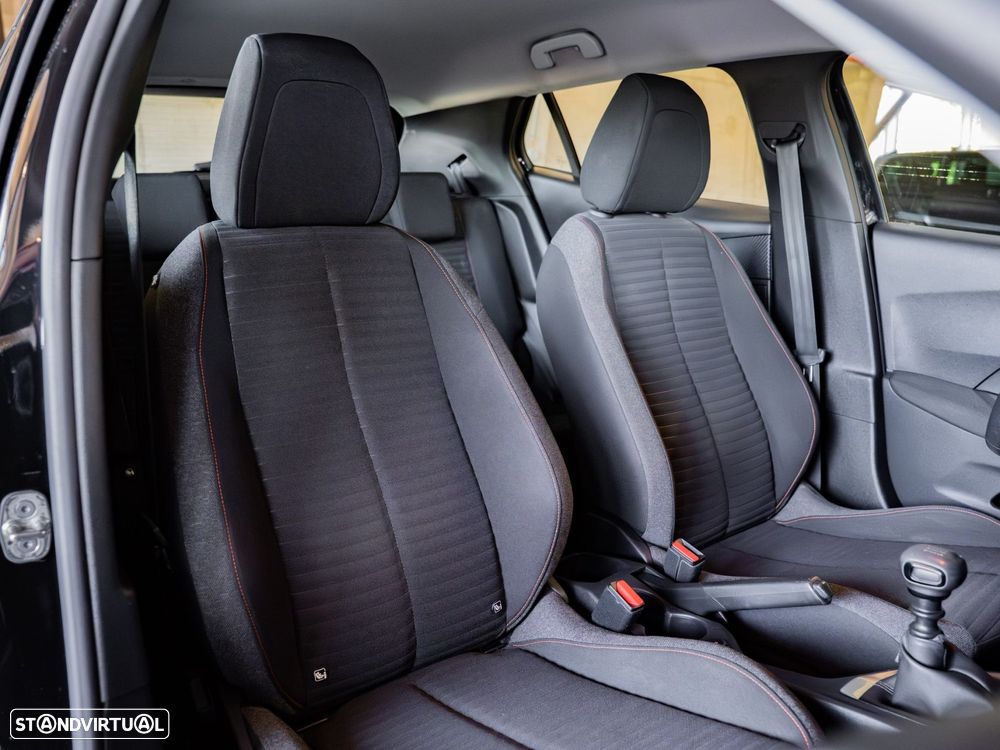 Peugeot 2008 1.2 PureTech Active Pack - 17