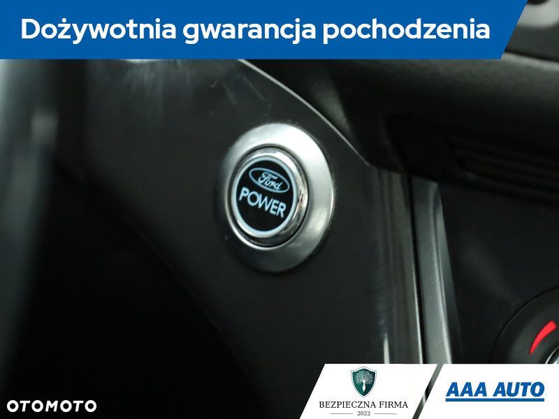 Ford Kuga - 21