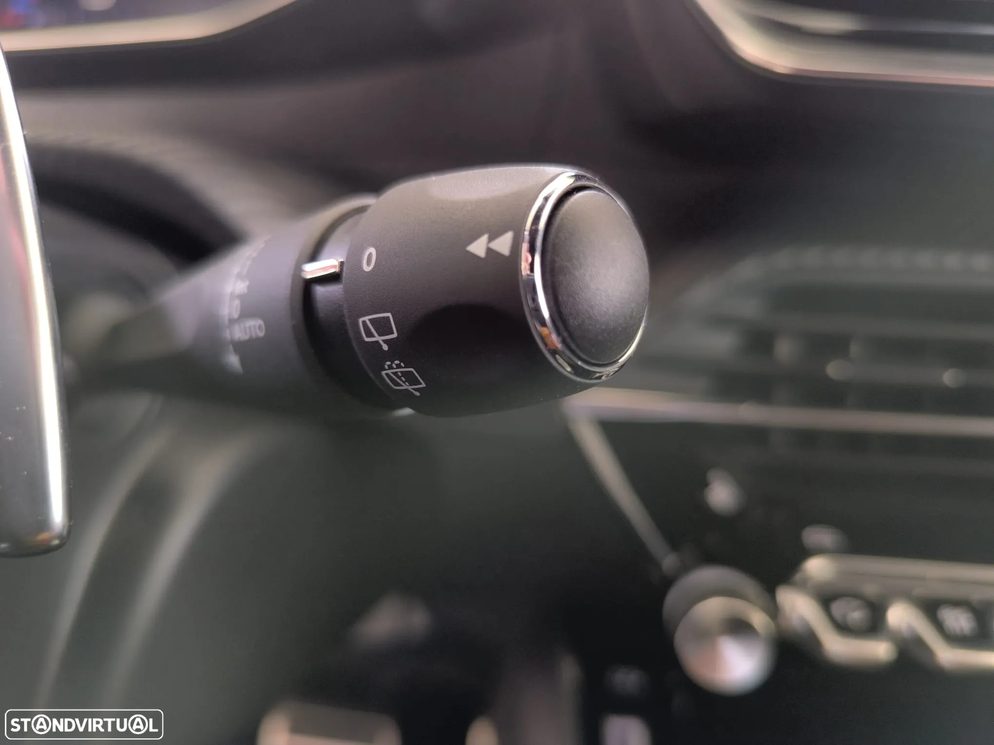 Peugeot 2008 1.2 PureTech GT EAT8 - 22